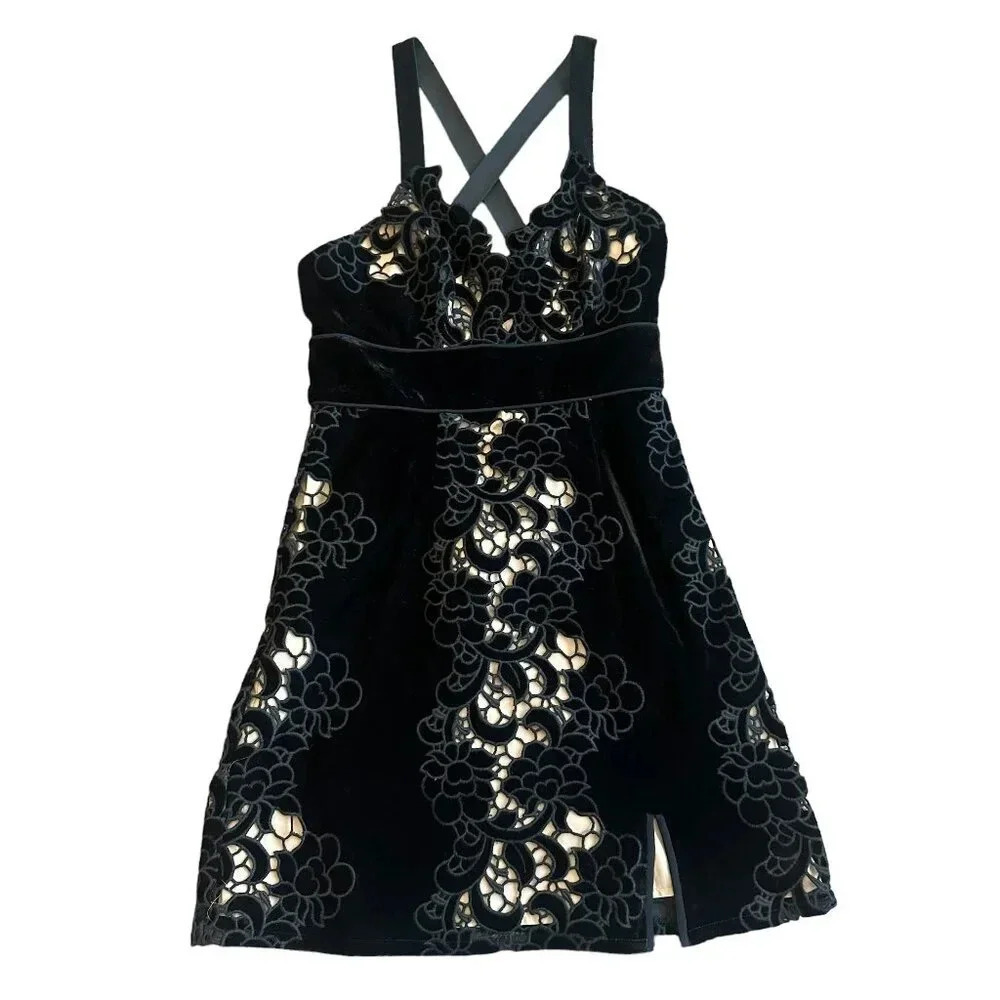 Saylor Black Velvet Cutout Dress Deep V-Neck Cocktail Date Flattering Size Small
